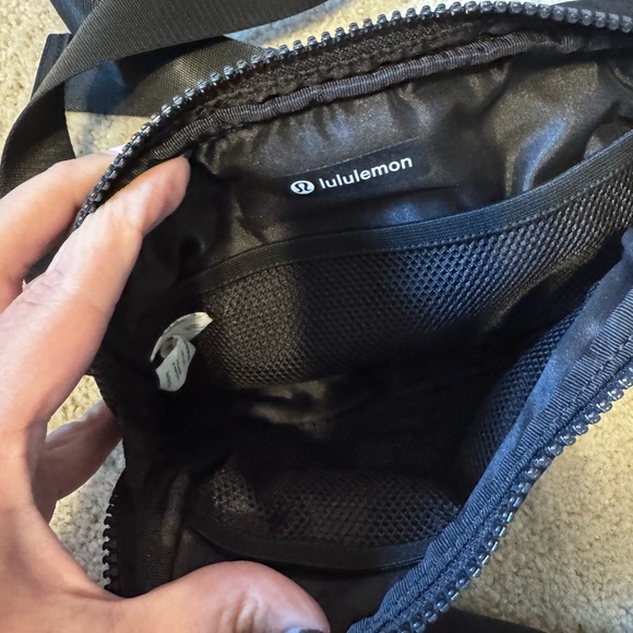 lululemon athletica Black Belt Bag for Men - Picture 1 of 2